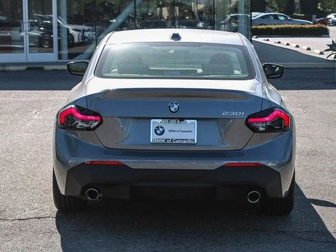 Used 2025 BMW 230i Coupe w/ Convenience Package RWD image 6