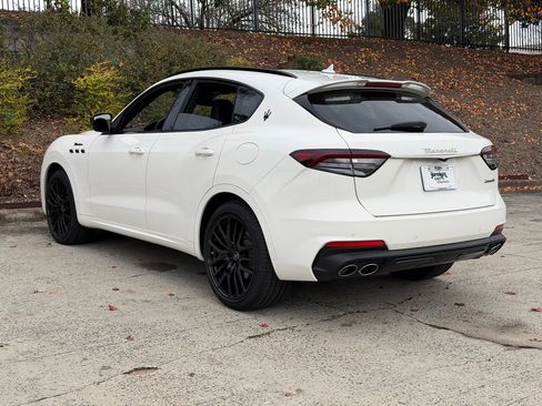 Certified 2024 Maserati Levante Modena Ultima image 5