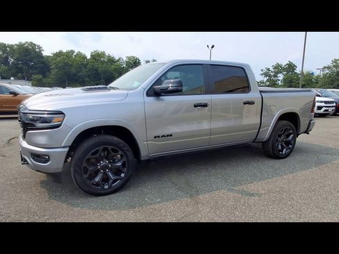 Used 2023 RAM 1500 Limited AWD/4WD image 4