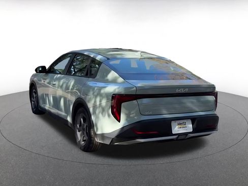 Used 2025 Kia K4 LXS image 11