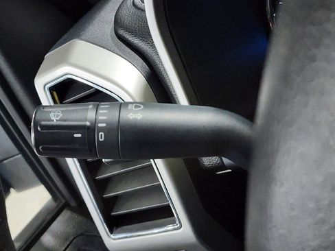 Used 2017 Ford F150 Lariat image 19