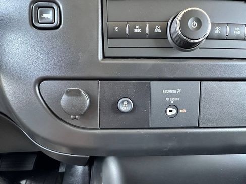 New 2026 GMC Savana 3500 Extended w/ Driver Convenience Package RWD image 19