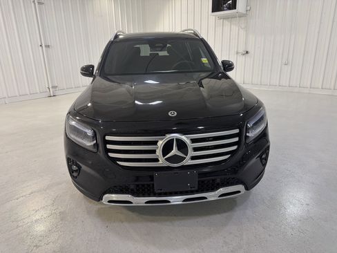 Used 2025 Mercedes-Benz GLB 250 image 8