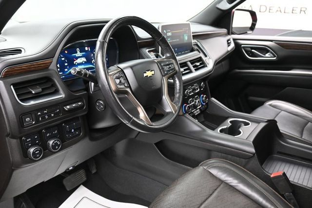 Used 2022 Chevrolet Suburban High Country AWD/4WD image 14