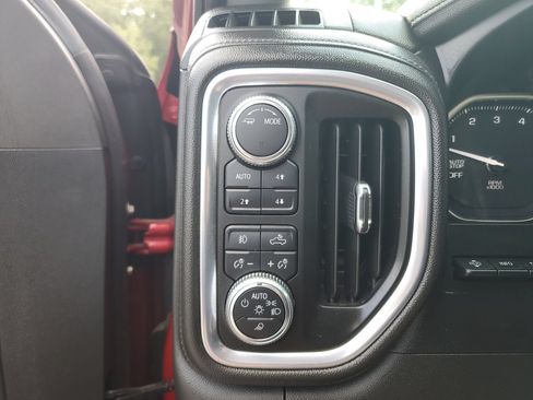 Used 2020 GMC Sierra 1500 Denali w/ Denali Ultimate Package AWD/4WD image 31