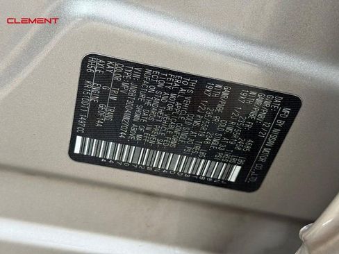 Used 2022 Nissan Rogue Platinum w/ Head-Up Display Package image 36