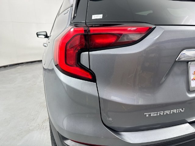 Used 2018 GMC Terrain SLE FWD image 30