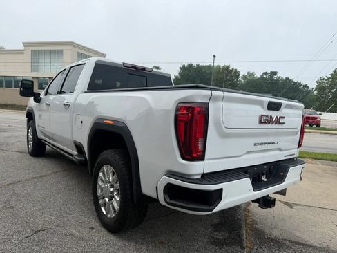 Used 2021 GMC Sierra 3500 Denali w/ Denali Ultimate Package AWD/4WD image 8