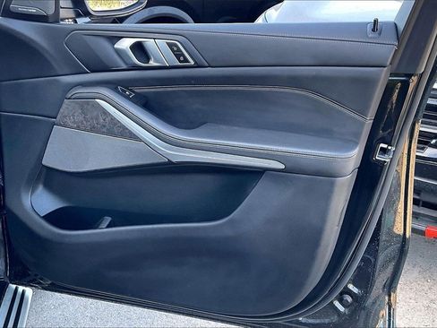 Used 2025 BMW X5 sDrive40i image 24