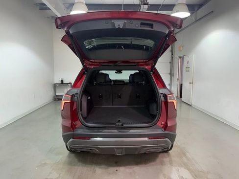 Certified 2025 Chevrolet Equinox RS w/ Safety and Technology Package image 7