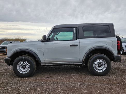 New 2026 Ford Bronco 2-Door AWD/4WD image 9