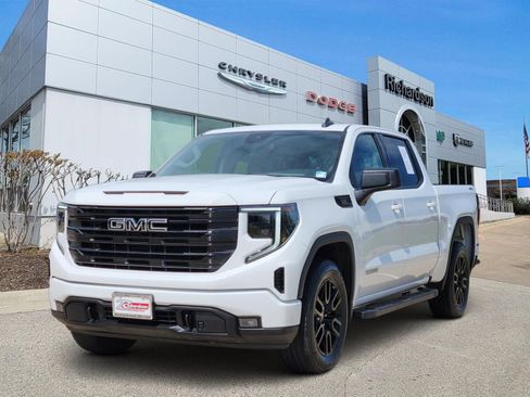 Used 2025 GMC Sierra 1500 Elevation AWD/4WD image 2