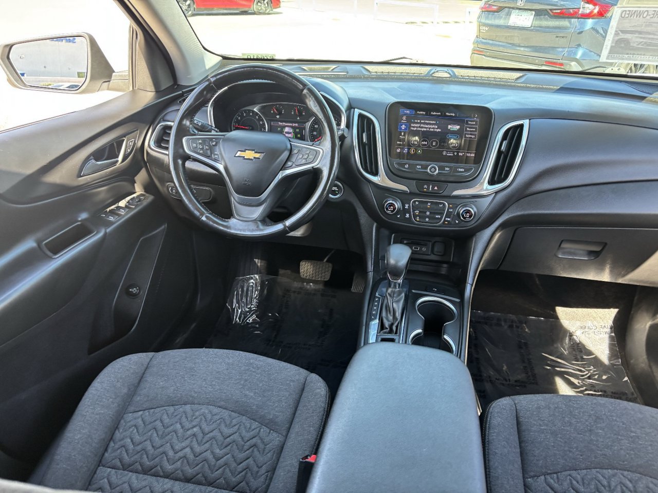 Used 2022 Chevrolet Equinox LT FWD image 11