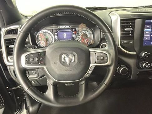 Used 2022 RAM 1500 Big Horn AWD/4WD image 15