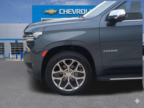 Used 2021 Chevrolet Tahoe Premier w/ Premium Package 2 RWD image 11
