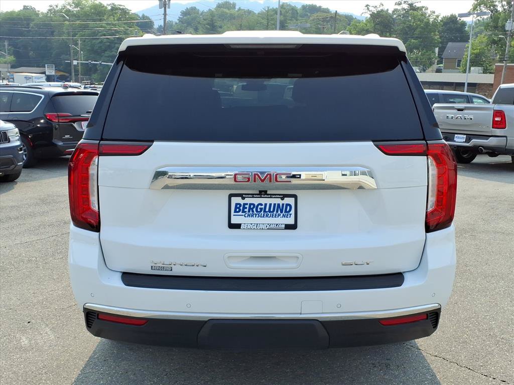 Used 2024 GMC Yukon SLT AWD/4WD image 5