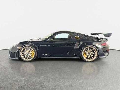 Used 2018 Porsche 911 GT2 RS w/ Weissach Package RWD image 6