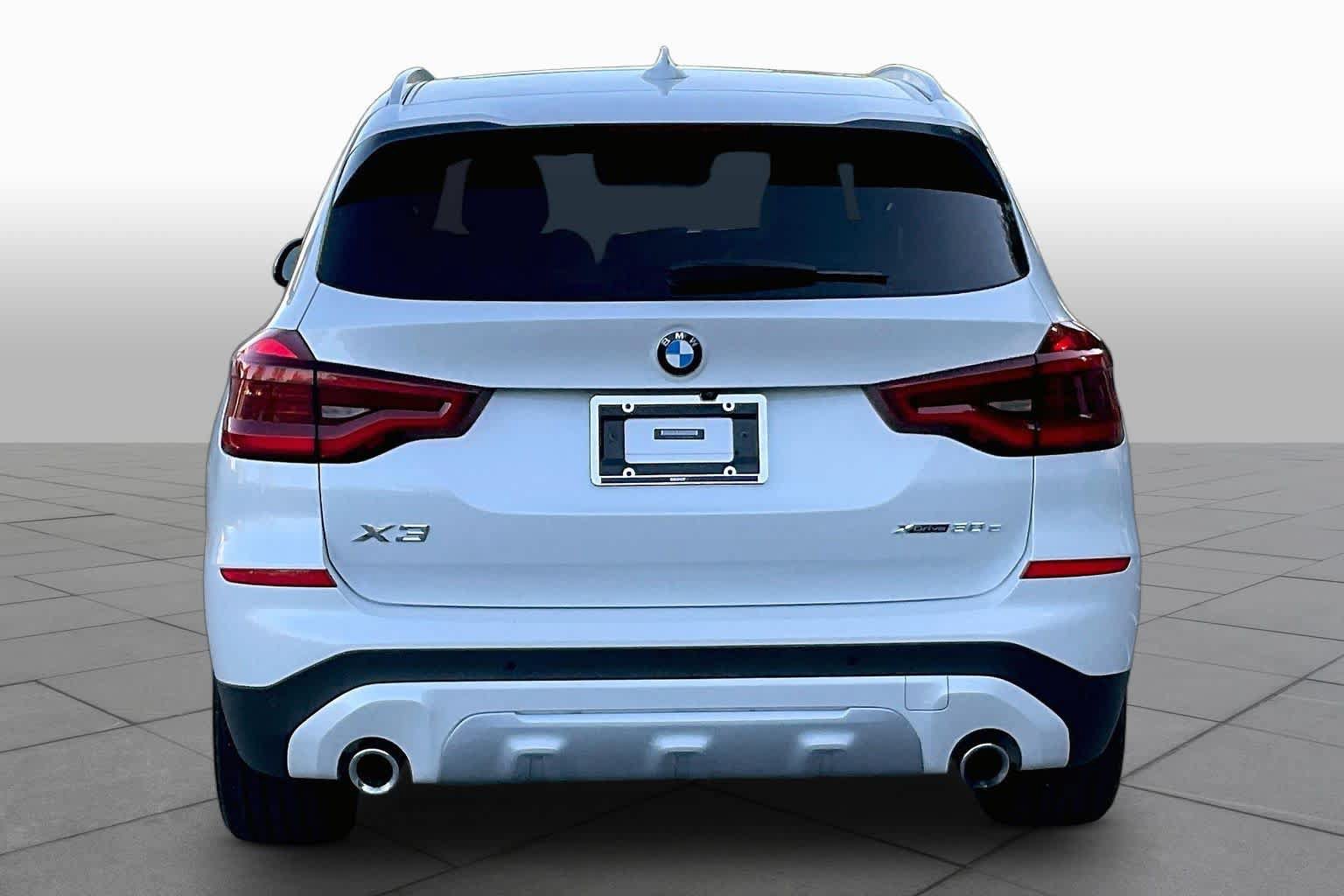Used 2021 BMW X3 xDrive30e w/ Convenience Package AWD/4WD image 4