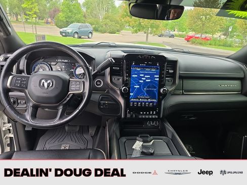 Used 2020 RAM 2500 Limited AWD/4WD image 13