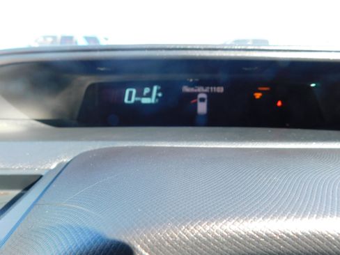 Used 2014 Toyota Prius C One image 11