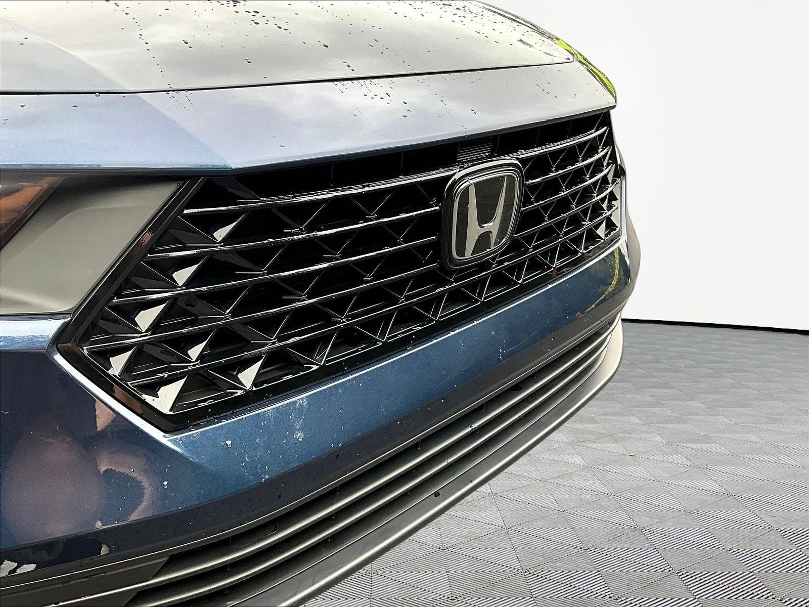 Used 2024 Honda Accord EX image 32