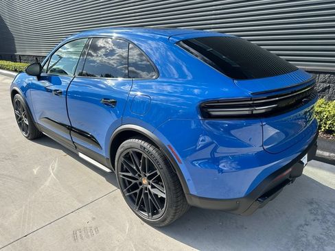 Used 2026 Porsche Macan GTS Electric AWD/4WD image 3