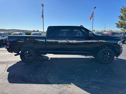 Used 2024 RAM 2500 Laramie w/ Night Edition image 5
