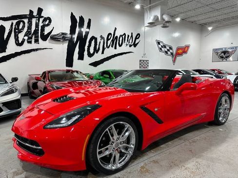 Used 2018 Chevrolet Corvette Stingray Convertible w/ 3LT Preferred Equipment Group RWD image 21