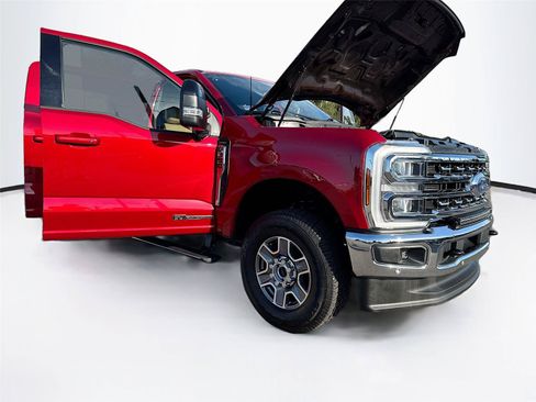 Used 2024 Ford F350 Lariat w/ Lariat Ultimate Package AWD/4WD image 39