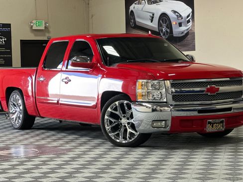 Used 2013 Chevrolet Silverado 1500 LT w/ All-Star Edition RWD image 2