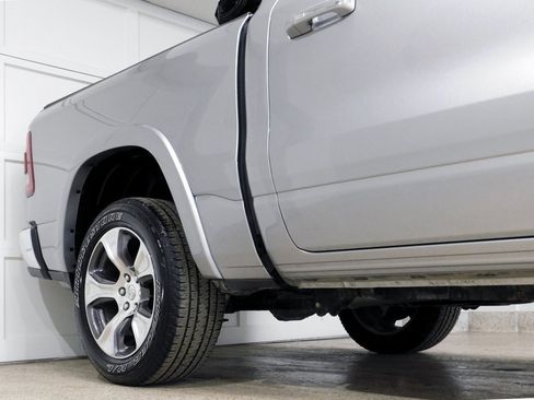 Used 2020 RAM 1500 Laramie image 12