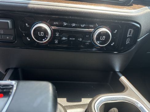 Used 2025 GMC Sierra 1500 Elevation AWD/4WD image 26