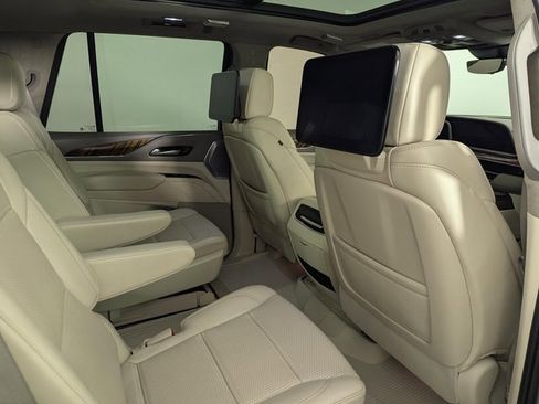 Used 2023 Cadillac Escalade Sport Platinum image 22