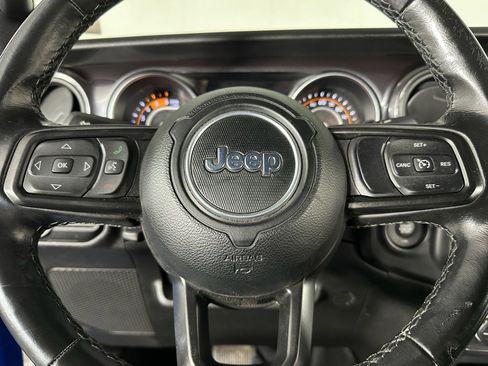 Used 2021 Jeep Wrangler Unlimited Sport image 4