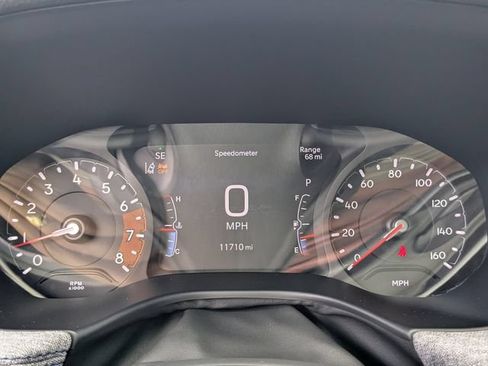 Used 2025 Jeep Compass Latitude w/ Convenience Group AWD/4WD image 23