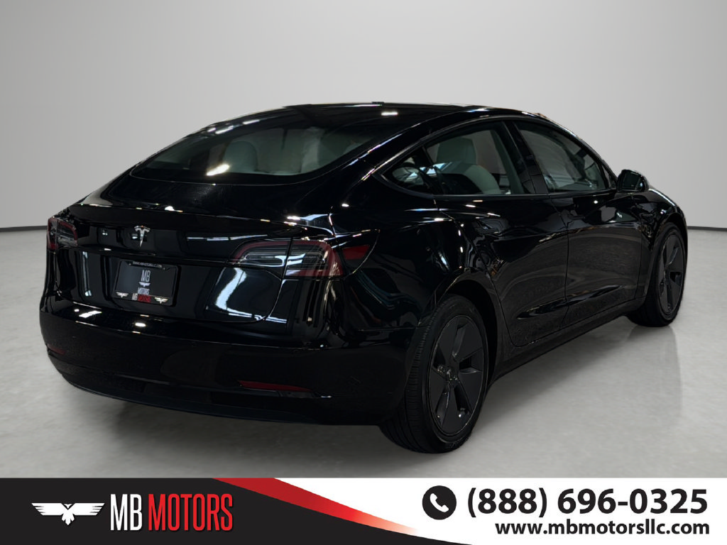 Used 2022 Tesla Model 3 RWD image 4