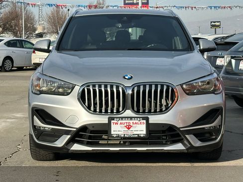 Used 2020 BMW X1 xDrive28i w/ Convenience Package image 2