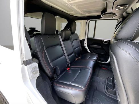 Certified 2018 Jeep Wrangler Unlimited Rubicon AWD/4WD image 24
