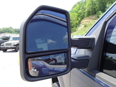 Used 2015 Ford F150 XLT w/ Equipment Group 302A Luxury AWD/4WD image 15