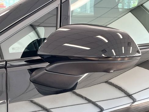 Certified 2024 Chevrolet Equinox EV RS image 12