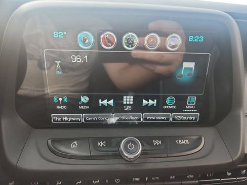 Used 2018 Chevrolet Camaro LT RWD image 20