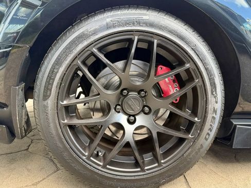 Used 2006 Ford Mustang Premium RWD image 39