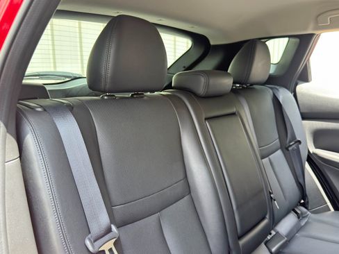 Used 2018 Nissan Rogue Sport SL w/ SL Premium Package FWD image 36