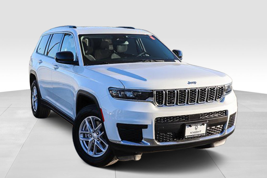 Used 2023 Jeep Grand Cherokee L Laredo RWD image 2