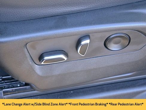 Certified 2022 GMC Yukon Denali image 21