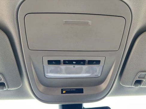 Used 2020 GMC Canyon Denali image 23