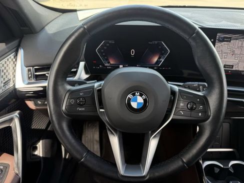 Used 2023 BMW X1 xDrive28i AWD/4WD image 13