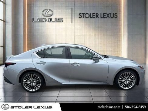 Used 2023 Lexus IS 300 AWD w/ Premium Package image 2