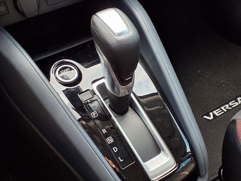 New 2025 Nissan Versa SR w/ Trunk Package image 19