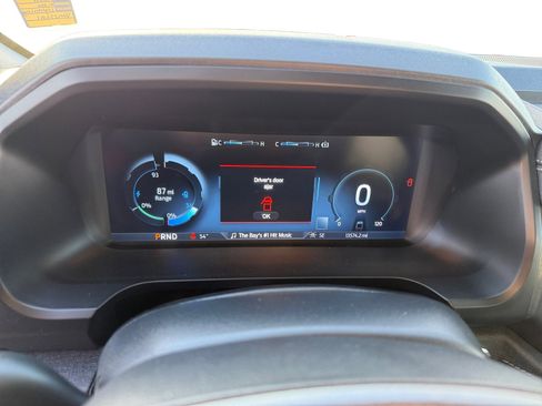 Used 2024 Ford F150 Lightning Flash image 11